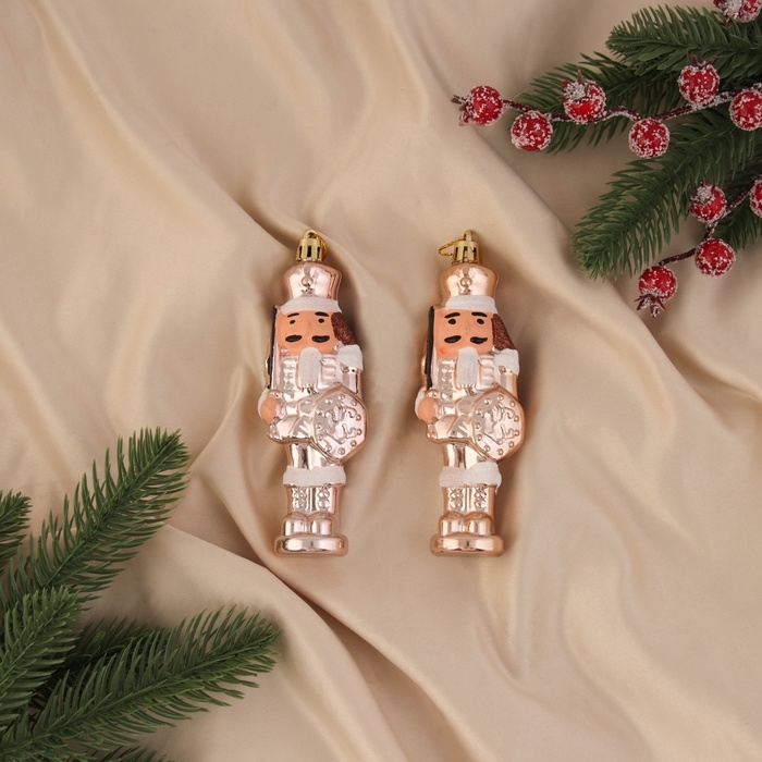 Набор ёлочных игрушек 2 шт. «Зимнее волшебство. Щелкунчик» пластик, 14х3 см, золото Набор ёлочных игрушек 2 шт. «Зимнее волшебство. Щелкунчик» пластик, 14х3 см, золото