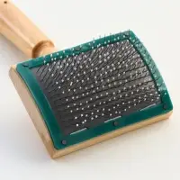 Щётка - пуходёрка, основание 70&times;50 мм, с каплями и рамкой, дерево