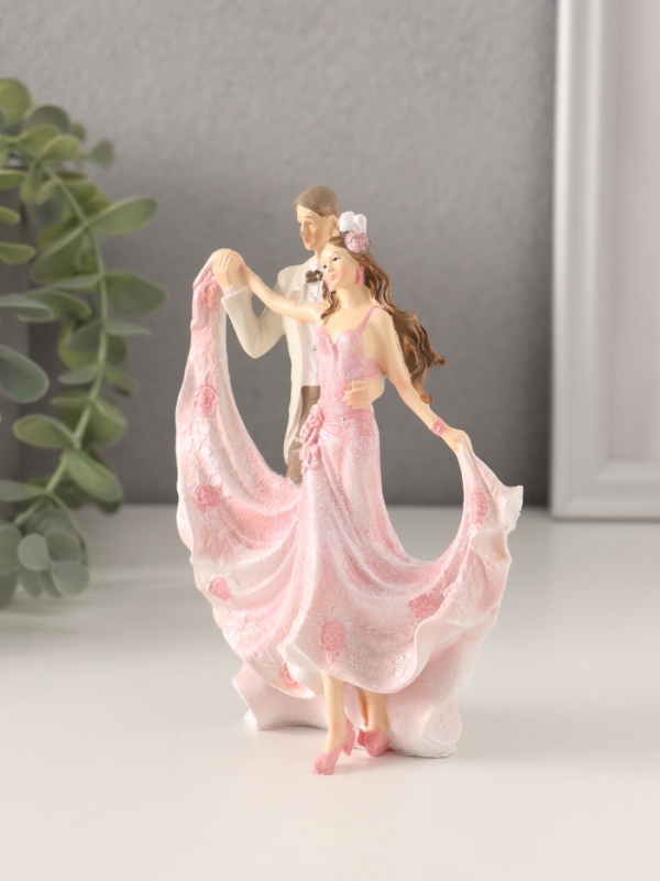 Сувенир полистоун Сувенир полистоун "Танцующая пара" бело-розовый 9,5х5х13 см