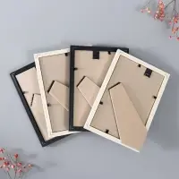 Набор рамок "Формат" 10х15 см, 4 шт. цвет чёрный/белый (стекло) Набор рамок "Формат" 10х15 см, 4 шт. цвет чёрный/белый (стекло)