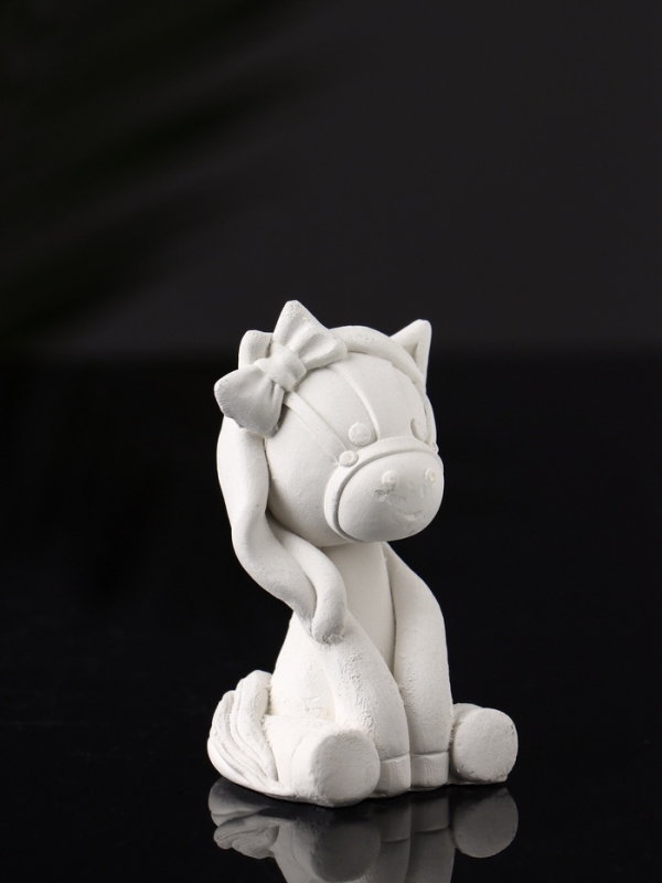 Фигура под роспись  Фигура под роспись "Пони с бантом" 7х3х3 см