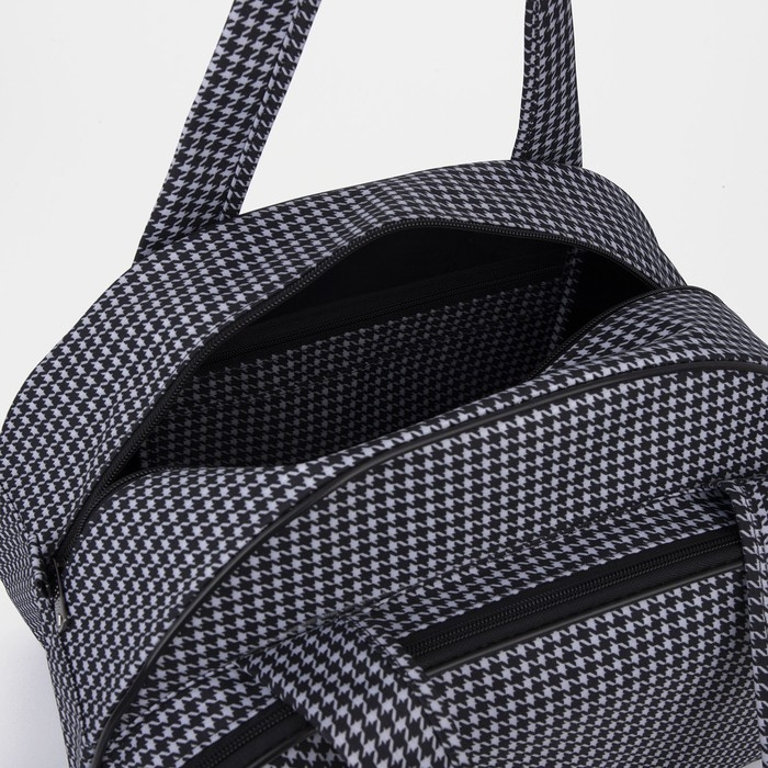 Сумка дорожная женская на молнии, наружный карман, цвет белый/чёрный Сумка дорожная женская на молнии, наружный карман, цвет белый/чёрный