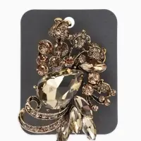 Брошь "Императрица" бутоны роз, цвет светло-коричневый +АВ в чернёном золоте