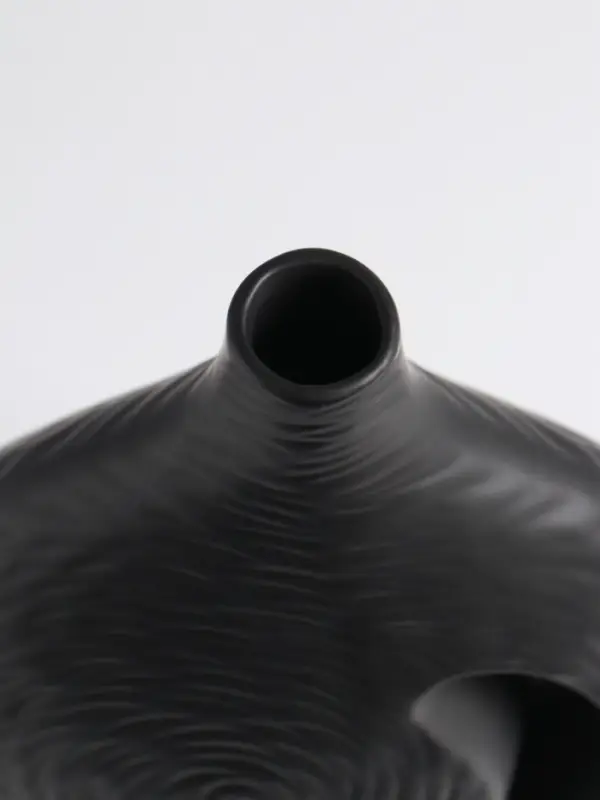 Ваза «Невада», 23×16.5 см, керамика, чёрная Ваза «Невада», 23×16.5 см, керамика, чёрная