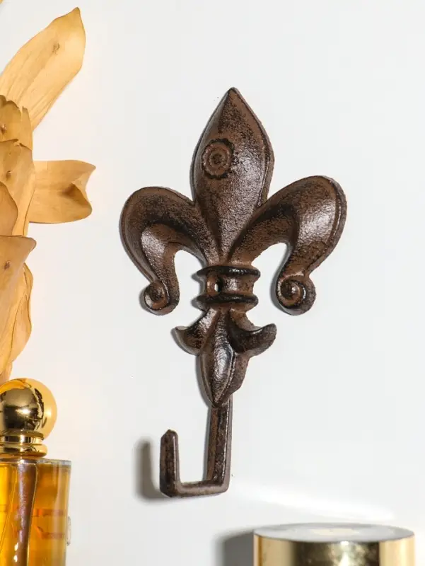 Крючок настенный &laquo;Геральдическая лилия&raquo;, ключница декоративная, чугун, 17.5&times;11&times;4.2 см