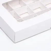 Коробка для 15 конфет, белая, 13.7&times;22&times;3.5 см