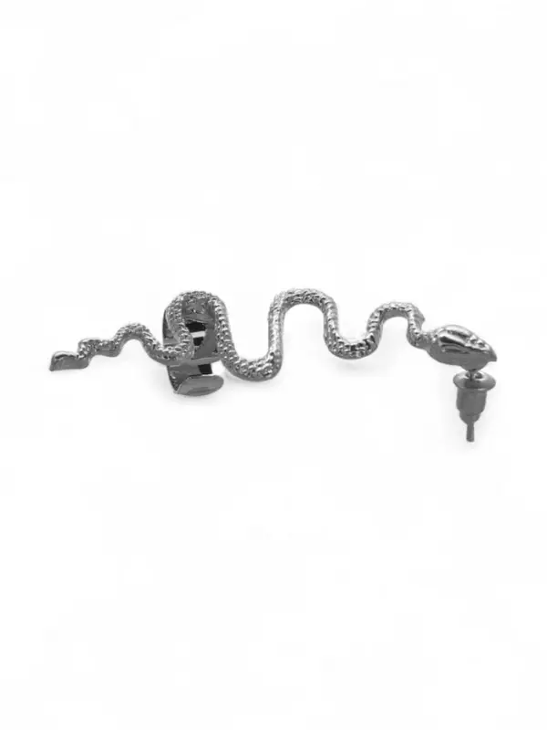 Серьга кафф &laquo;Змея анаконда&raquo;, цвет серебро