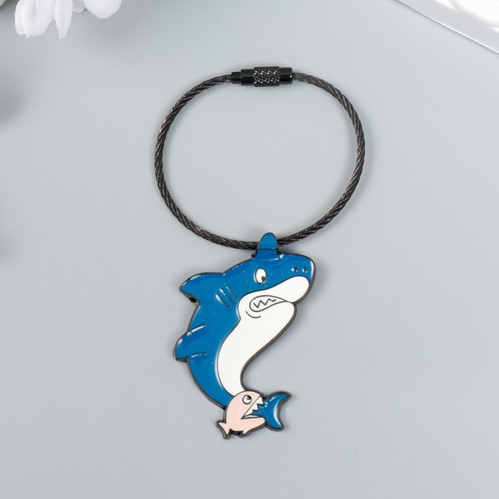 Брелок металл на тросе Брелок металл на тросе "Акула с рыбкой" эмаль 5,2х4,1 см