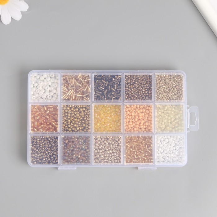 Бисер стекло 6/0, 8/0, 12/0 в шкатулке  Бисер стекло 6/0, 8/0, 12/0 в шкатулке "Золото" стеклярус 15,5х9,5х1,6 см