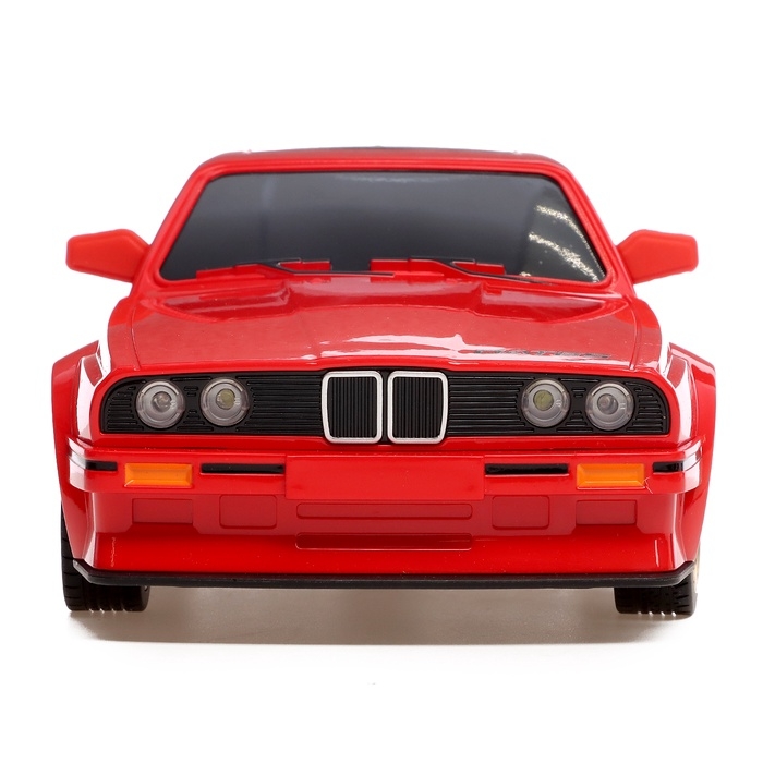 Машинка на пульте управления &laquo;Легенда Дрифта&raquo;, радиоуправление, полный привод, 40 км/ч, 2 комплекта колёс, 1:16, цвет красный