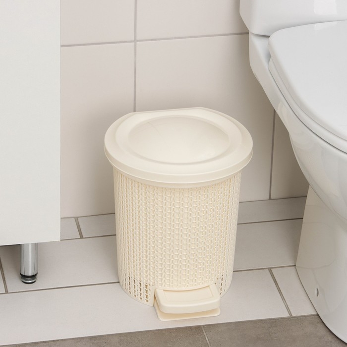 Контейнер для мусора с педалью Svip Ajur, 6 л, цвет айвори Контейнер для мусора с педалью Svip Ajur, 6 л, цвет айвори