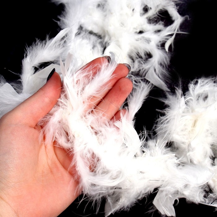 Карнавальный шарф, 1,8 метра, цвет белый Карнавальный шарф, 1,8 метра, цвет белый