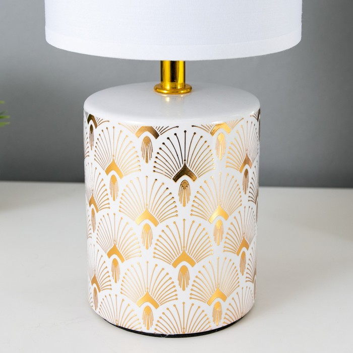 Настольная лампа 16562/1WT E14 40Вт бело-золотой 13х13х27 см