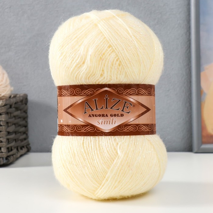 Пряжа Пряжа "Angora Gold Simli" 75% акрил, 20% шерсть, 5% металлик 500м/100гр (01 кремовый)
