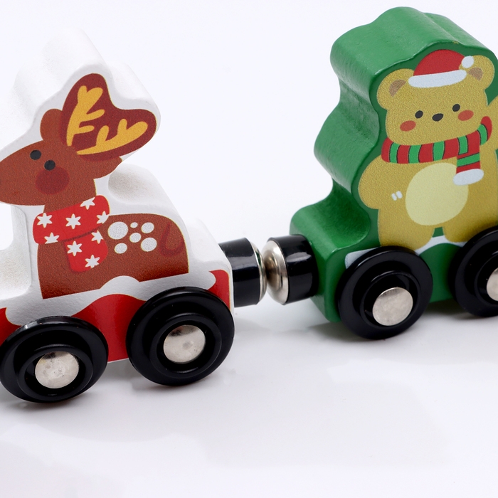 Новогодний декор «Волшебный паровозик», 36 × 5,4 × 1,6 см, сцепление магнитами, деревянный Новогодний декор «Волшебный паровозик», 36 × 5,4 × 1,6 см, сцепление магнитами, деревянный
