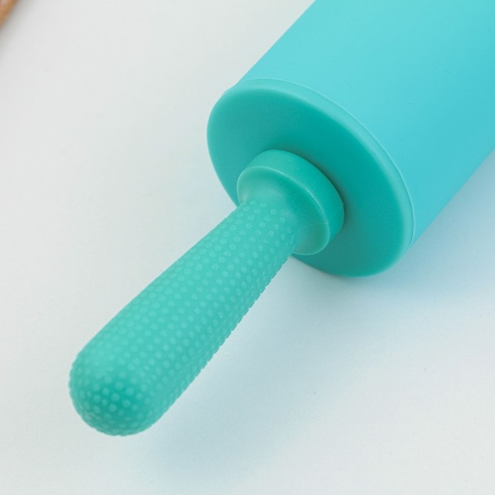 Скалка «Дома вкуснее», 31 х 4.2 см, силикон, пластик, цвет бирюзовый Скалка «Дома вкуснее», 31 х 4.2 см, силикон, пластик, цвет бирюзовый