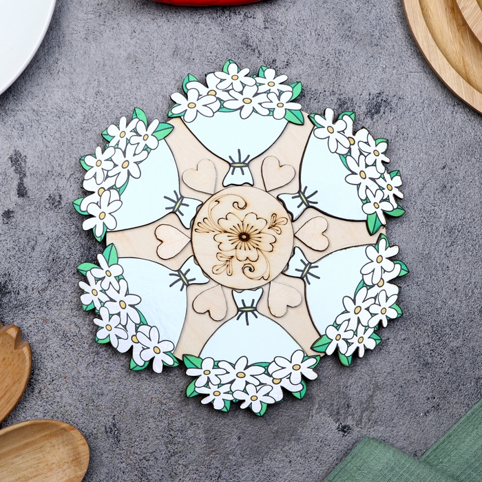 Подставка под горячее «Букет ромашек», D=20 см, можжевельник Подставка под горячее «Букет ромашек», D=20 см, можжевельник