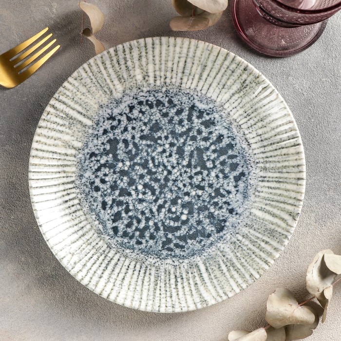 Тарелка десертная Iris Blue, d=21 см Тарелка десертная Iris Blue, d=21 см