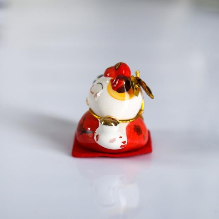 Сувенир керамика Сувенир керамика "Манэки-нэко в головном уборе, на коврике" набор 5 шт 4,2х5,2х3,5 см