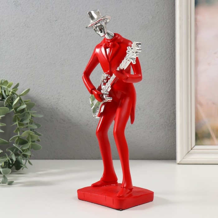 Сувенир полистоун  Сувенир полистоун "Музыкант с гитарой" красный с серебром 27,5х7,5х12,5 см
