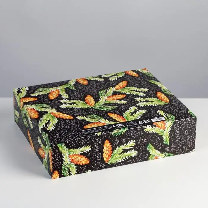 Складная коробка подарочная &laquo;Шишки&raquo;, 31 х 24.5 х 8 см, Новый год
