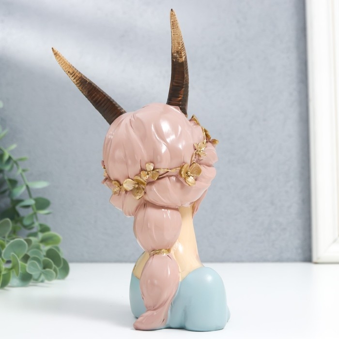 Сувенир полистоун Сувенир полистоун "Девушка с рогами и цветочным венком в волосах" 18х10х7,2 см