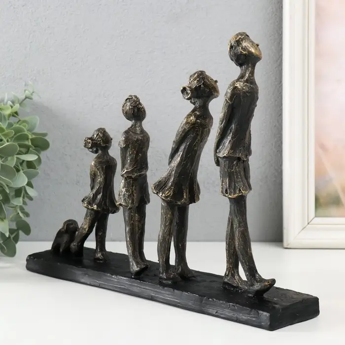 Фигурка полистоун &laquo;Весёлая компания&raquo; под металл, 30.4&times;6&times;22.6 см