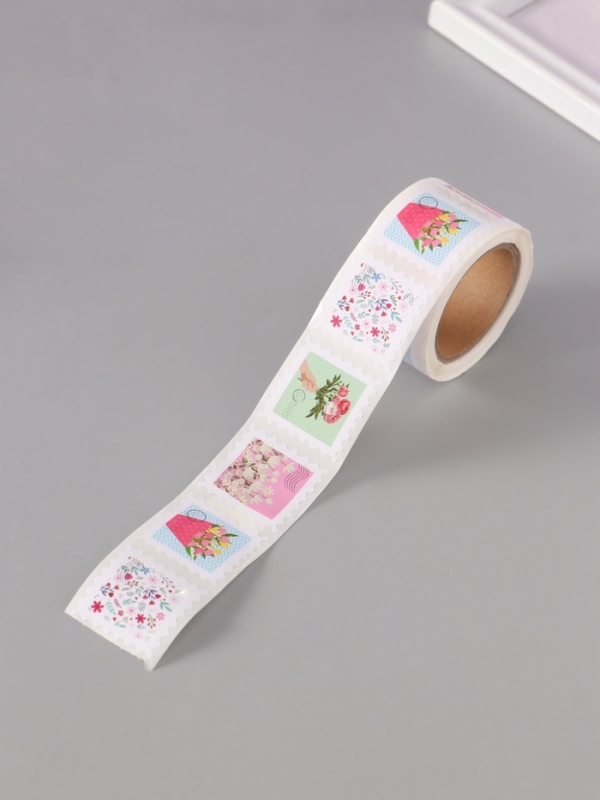 Наклейка бумага Наклейка бумага "Марки. Цветочки" 3х3 см 200 шт в рулоне