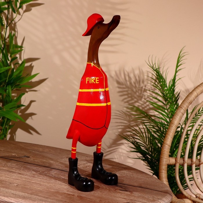 Сувенир "Утка-пожарный" дерево 45 см