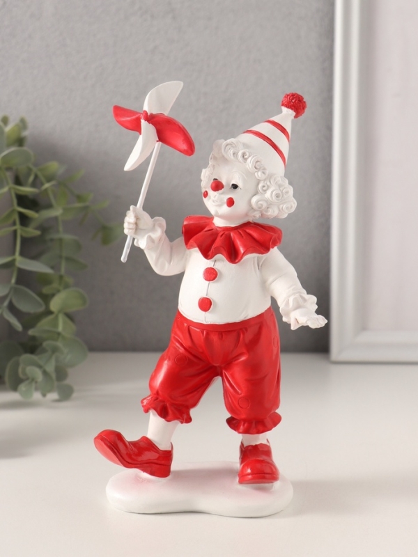 Сувенир полистоун Сувенир полистоун "Клоун с ветерком" красно-белый 10х7х18,5 см