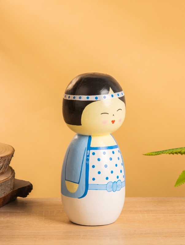 Деревянная кукла кокеши Деревянная кукла кокеши "Анеко" 9х9х21 см