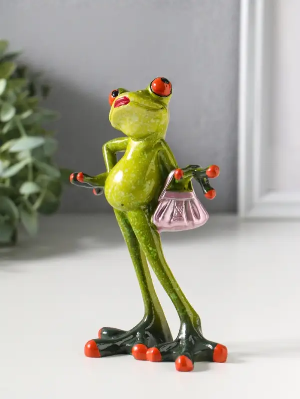 Фигурка полистоун лак &laquo;Лягушка Фифа&raquo;, 15&times;5.5&times;10 см