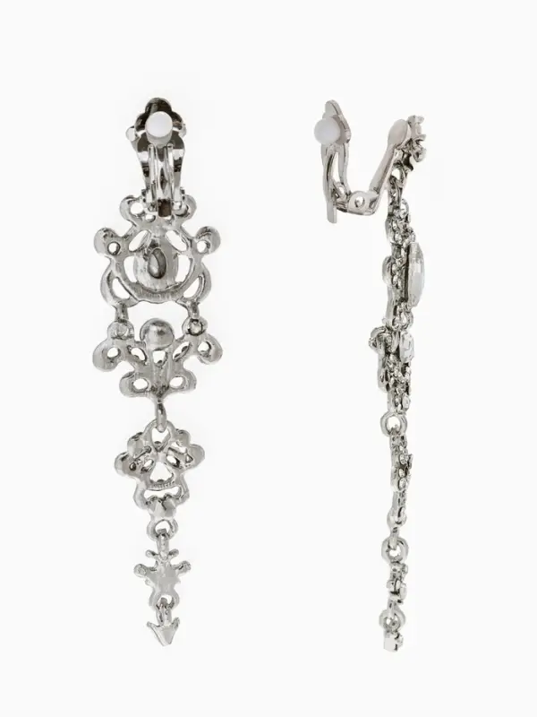 Серьги клипсы для ушей висячие со стразами QF &laquo;Ажур&raquo;, белые в серебре