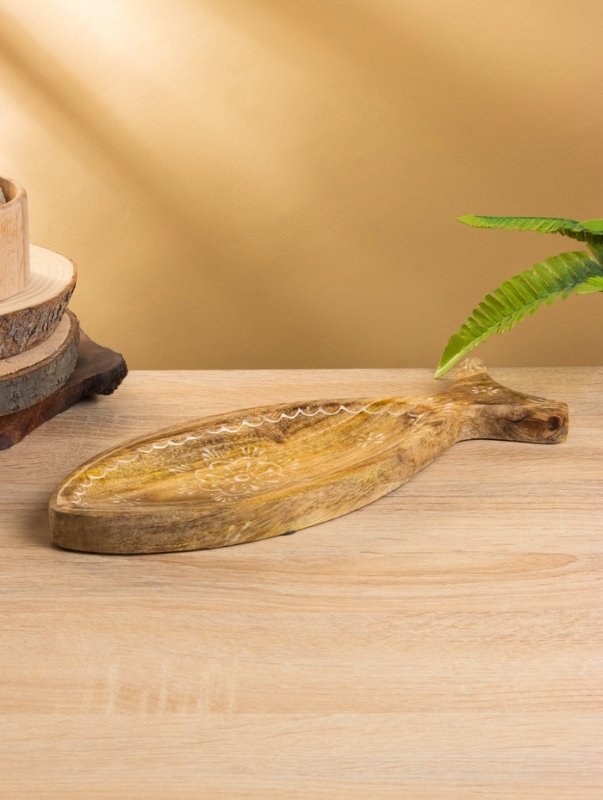 Блюдо в форме рыбки "Пряник" дерево манго 32х11,5х2 см