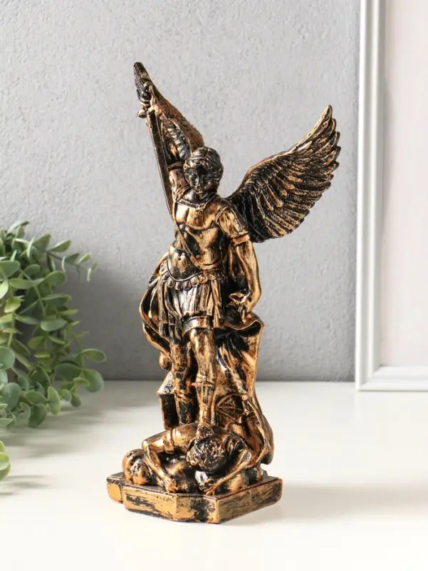 Фигура полистоун &laquo;Архангел Михаил&raquo;, 30&times;17&times;10 см, под золото