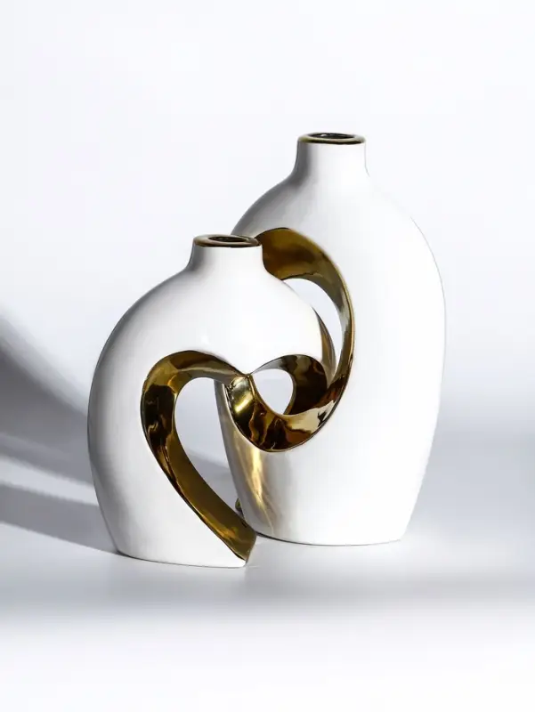 Ваза керамика настольная Ваза керамика настольная "Лари" (набор 2 шт) h=26х23, d=4 см, белый