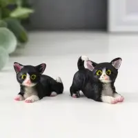 Фигурка полистоун &laquo;Чёрно-белый котёнок&raquo;, 2.2&times;3&times;4.4 см, МИКС