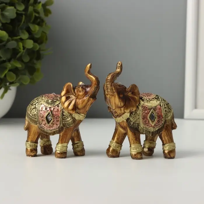 Фигурка полистоун &laquo;Африканский слон в золотой, ажурной попоне&raquo;, 8.5&times;7&times;3 см, МИКС