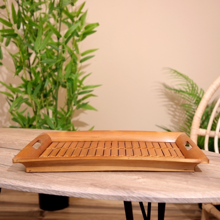 Поднос из бамбука 40х30х5 см Поднос из бамбука 40х30х5 см