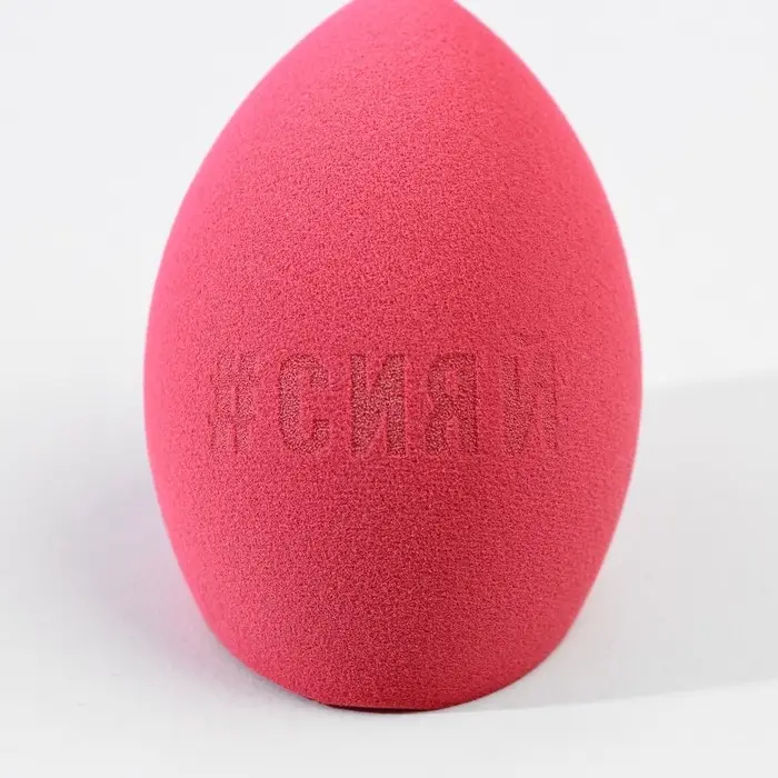 Спонж-капля Doll face, на пластиковой подставке для сушки и хранения, Beauty Fox