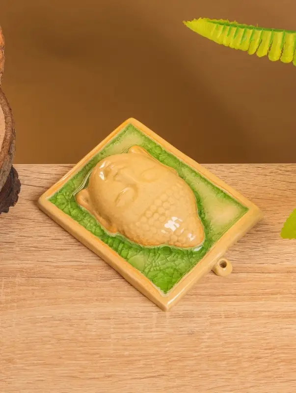 Подставка под благовония «Будда», 11×9×3 см, керамика, зелёно-коричневая Подставка под благовония «Будда», 11×9×3 см, керамика, зелёно-коричневая