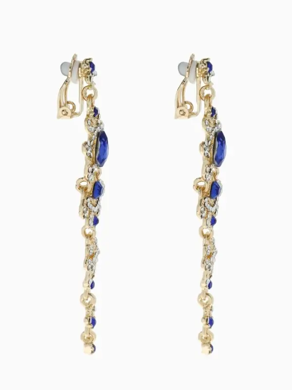 Клипсы для ушей висячие со стразами QF &laquo;Ажур&raquo;, капли с завитками, бело-синяя в золоте