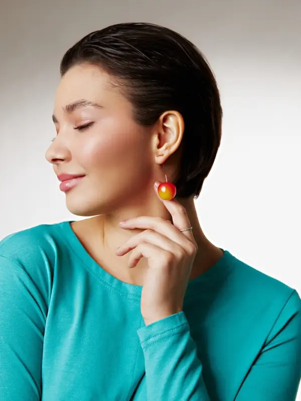 Серьги пластик &laquo;Ягодка&raquo;, вишня, красные в золоте