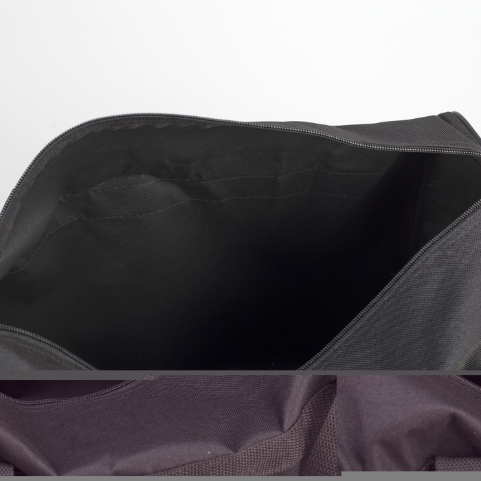 Сумка дорожная на молнии, 4 наружных кармана, длинный ремень, цвет чёрный Сумка дорожная на молнии, 4 наружных кармана, длинный ремень, цвет чёрный