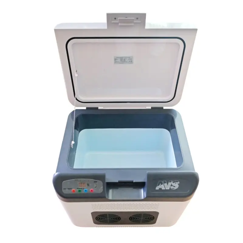 Холодильник автомобильный AVS CC-27WBC(программное цифровое управление, USB-порт)  27л 12V/24V/220V