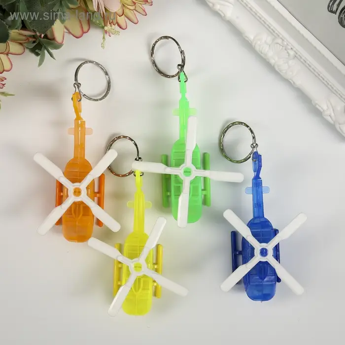 Фонарик брелок для ключей на кольце «Вертолёт», 4.5×8.2×3.5 см, МИКС Фонарик брелок для ключей на кольце «Вертолёт», 4.5×8.2×3.5 см, МИКС