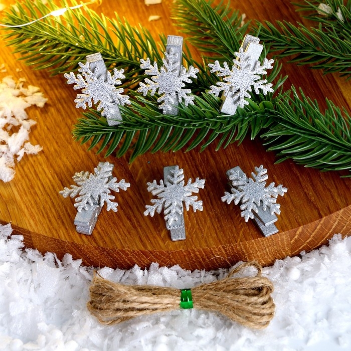 Прищепки для декора «Снежинки» серебряные, 6 шт. Прищепки для декора «Снежинки» серебряные, 6 шт.