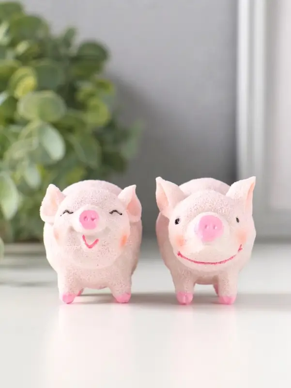 Сувенир полистоун "Поросята - поцелуй" набор 2 шт 4х7,3х4,5 см