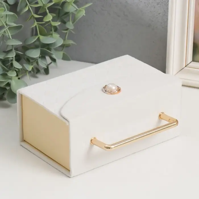 Шкатулка картон "Ромбы. Белая" 7х16,5х10,5 см