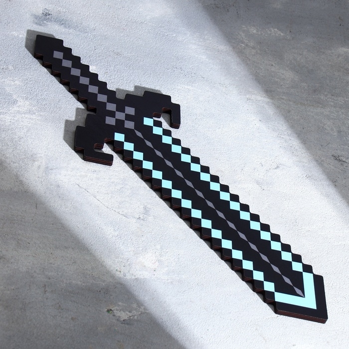 Набор деревянных сувениров "Алмазное оружие" щит, меч микс